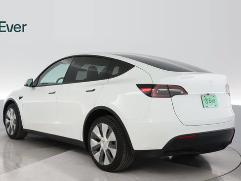 Used 2023 Tesla Model Y Long Range AWD/4WD image 14