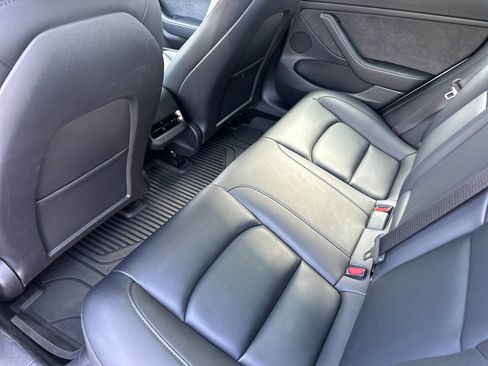 Used 2023 Tesla Model 3 Standard Range RWD image 11