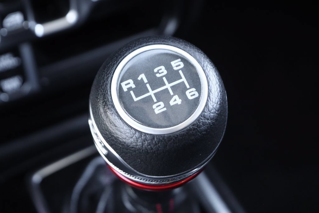 Used 2021 Jeep Wrangler Unlimited Rubicon AWD/4WD image 31