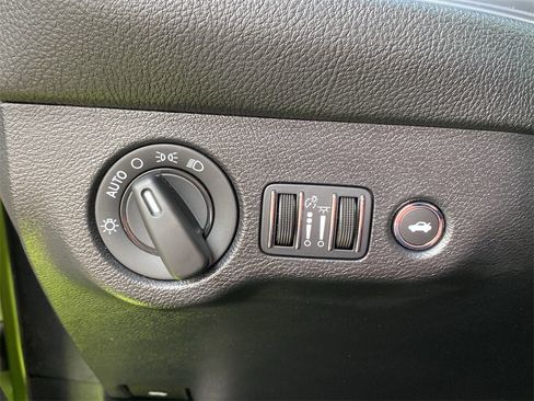 Used 2023 Dodge Challenger R/T Scat Pack image 16