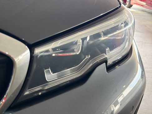 Used 2022 BMW 330i Sedan w/ Premium Package 2 image 9