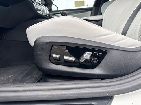 Used 2023 BMW M5 w/ Competition Package image 37