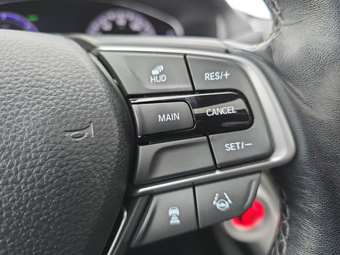 Used 2020 Honda Accord Touring image 17