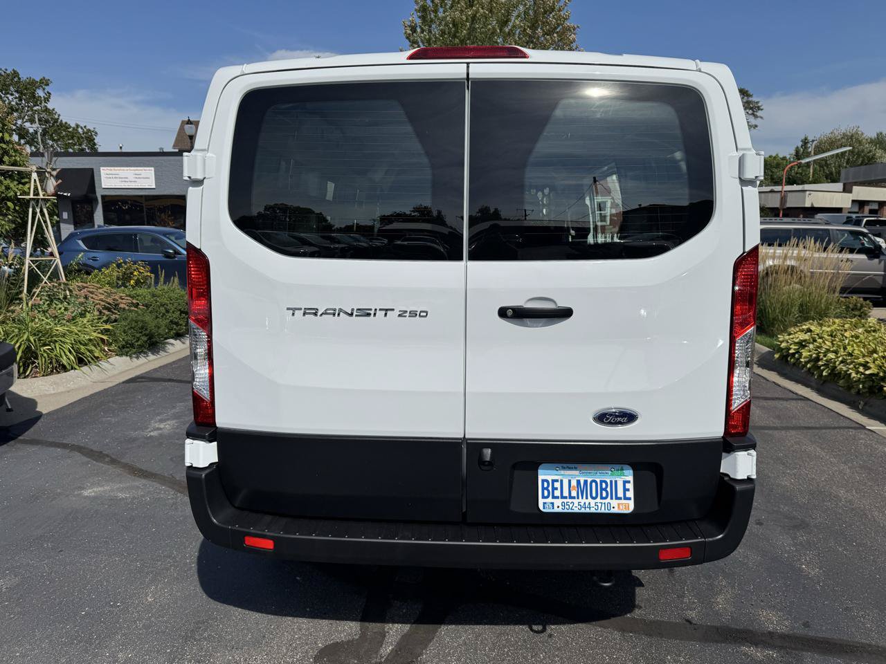 Used 2025 Ford Transit 250 Low Roof w/ Exterior Upgrade Package RWD image 4