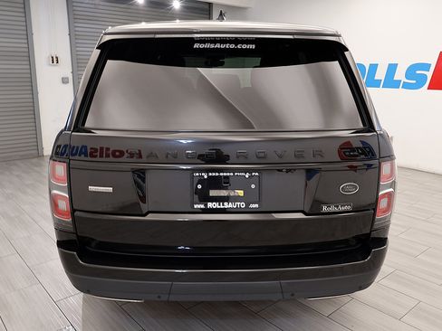 Used 2019 Land Rover Range Rover Supercharged AWD/4WD image 4