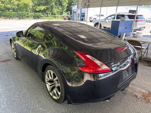 Used 2014 Nissan 370Z Coupe RWD image 6