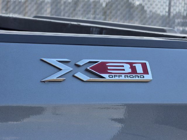 Used 2022 GMC Sierra 1500 SLT w/ SLT Premium Plus Package AWD/4WD image 35