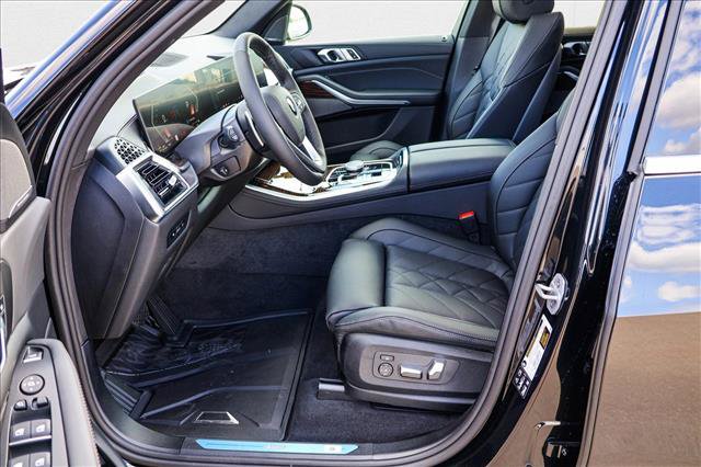 Used 2026 BMW X5 xDrive40i w/ Premium Package AWD/4WD image 12