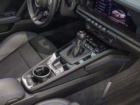 Used 2022 Porsche 911 GT3 image 24