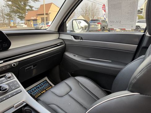 Used 2023 Hyundai Palisade SEL image 25