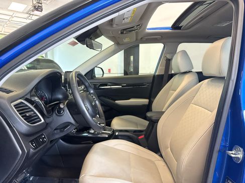 Used 2023 Kia Seltos EX AWD/4WD image 11
