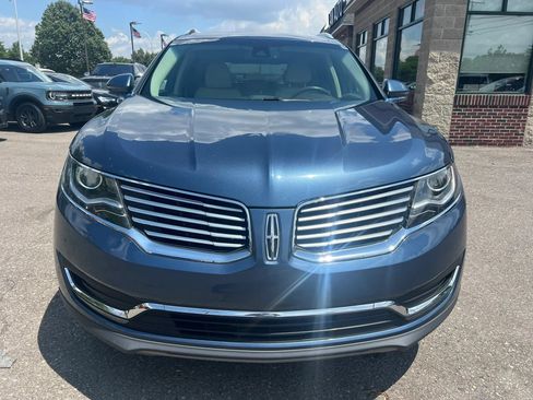 Used 2018 Lincoln MKX Select w/ Select Plus Package AWD/4WD image 3
