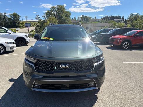 Certified 2021 Kia Sorento EX w/ EX AWD X-Line Package image 2