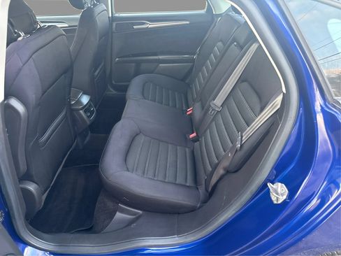 Used 2015 Ford Fusion SE FWD image 11