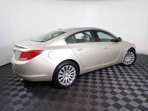 Used 2013 Buick Regal Premium FWD image 18
