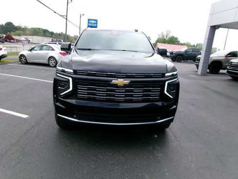 New 2026 Chevrolet Suburban High Country w/ Sun And Tow Package image 8