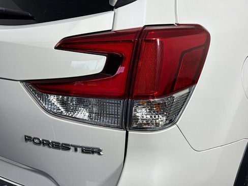 Used 2023 Subaru Forester Premium image 34