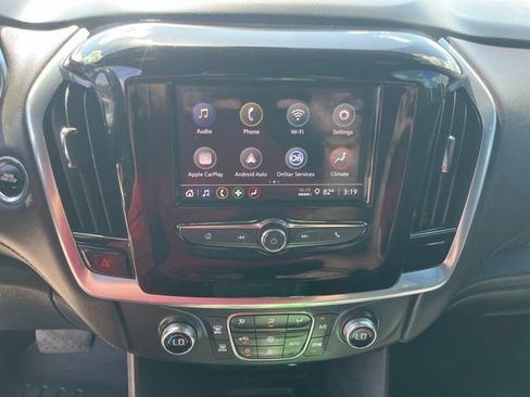 Used 2023 Chevrolet Traverse LT FWD image 21