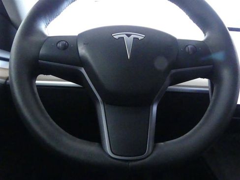 Used 2023 Tesla Model 3 Standard Range RWD image 14