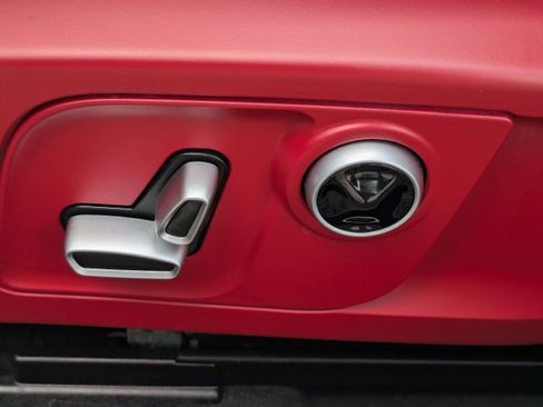 Used 2023 Maserati Ghibli Modena RWD image 18