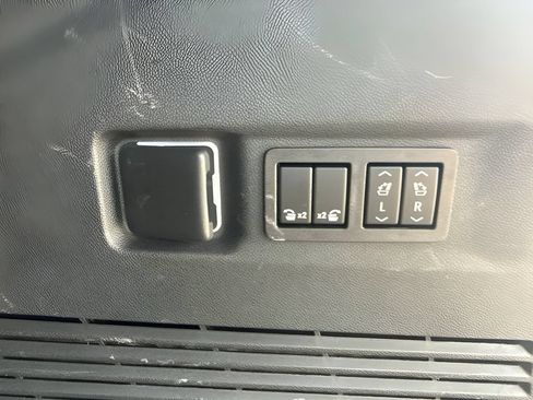Used 2023 Chevrolet Suburban RST w/ Sport Performance Package AWD/4WD image 35