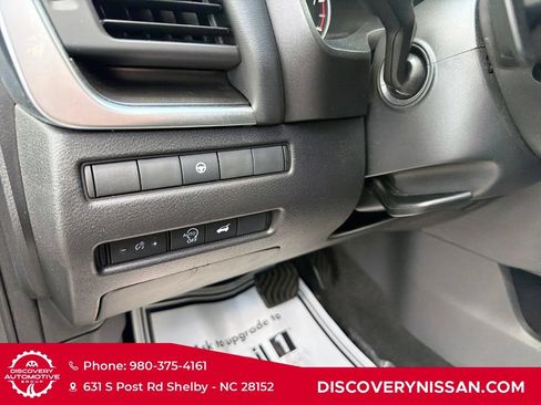Certified 2024 Nissan Rogue SV AWD/4WD image 14