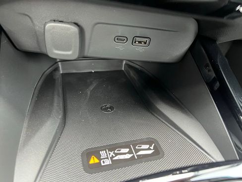 New 2026 Chevrolet Trax ACTIV w/ Sunroof Package FWD image 34