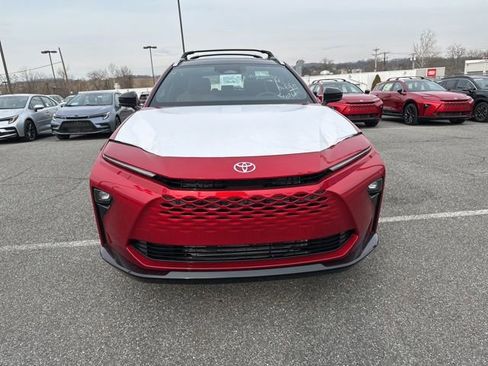 New 2025 Toyota Crown Signia Limited image 8