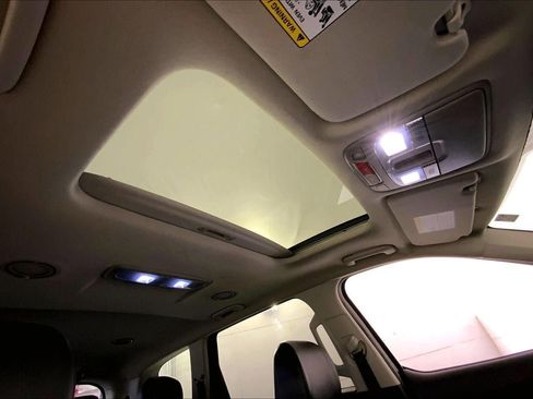 Certified 2024 Kia Telluride S w/ S Sunroof Package AWD/4WD image 28