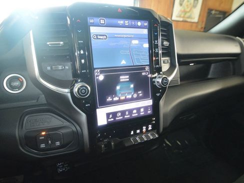 Used 2026 RAM 2500 Big Horn AWD/4WD image 40