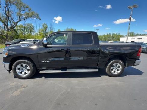 Used 2023 RAM 1500 Laramie AWD/4WD image 5