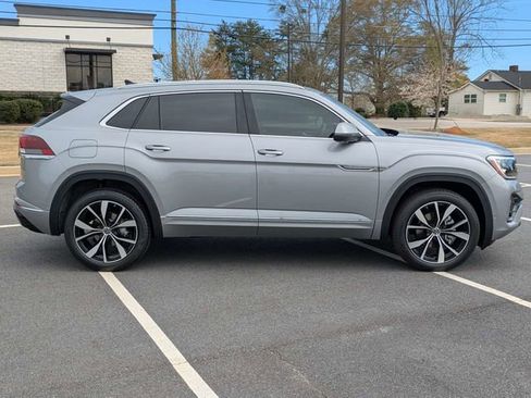 New 2026 Volkswagen Atlas Cross Sport SEL Premium R-Line AWD/4WD image 3