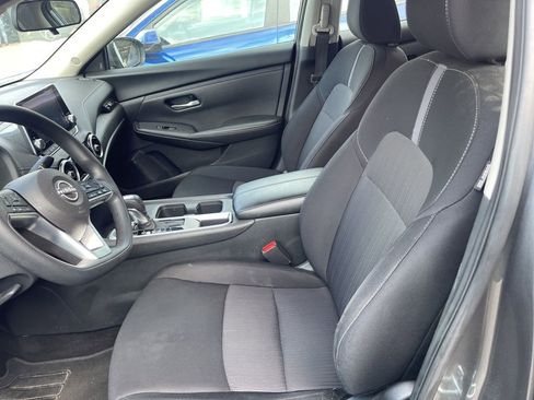 Used 2024 Nissan Sentra SV image 7