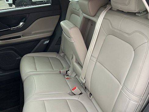 Used 2022 Lincoln Corsair FWD image 14