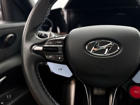 Used 2022 Hyundai Elantra N FWD image 12