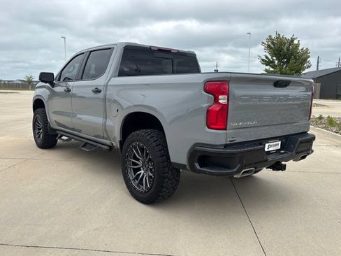 Used 2024 Chevrolet Silverado 1500 LT Trail Boss w/ LT Trail Boss Premium Package AWD/4WD image 40