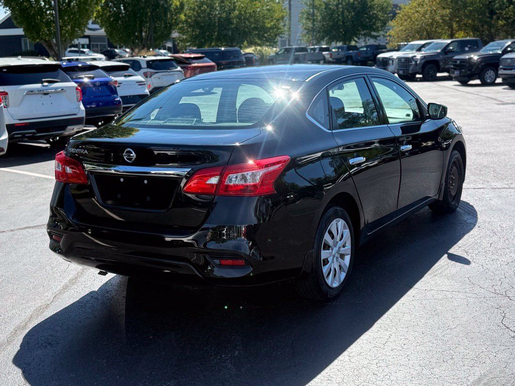 Used 2019 Nissan Sentra S FWD image 7
