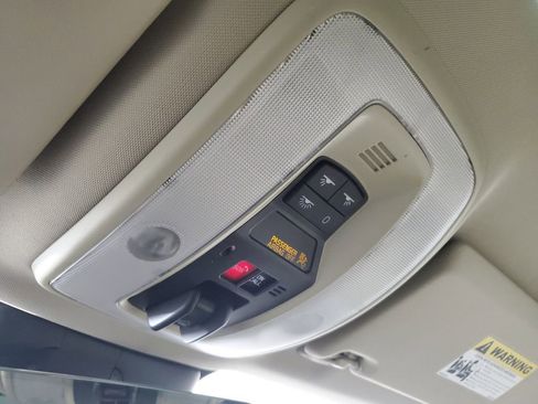 Used 2017 Volvo XC60 T5 Inscription w/ Preferred Option Package image 34