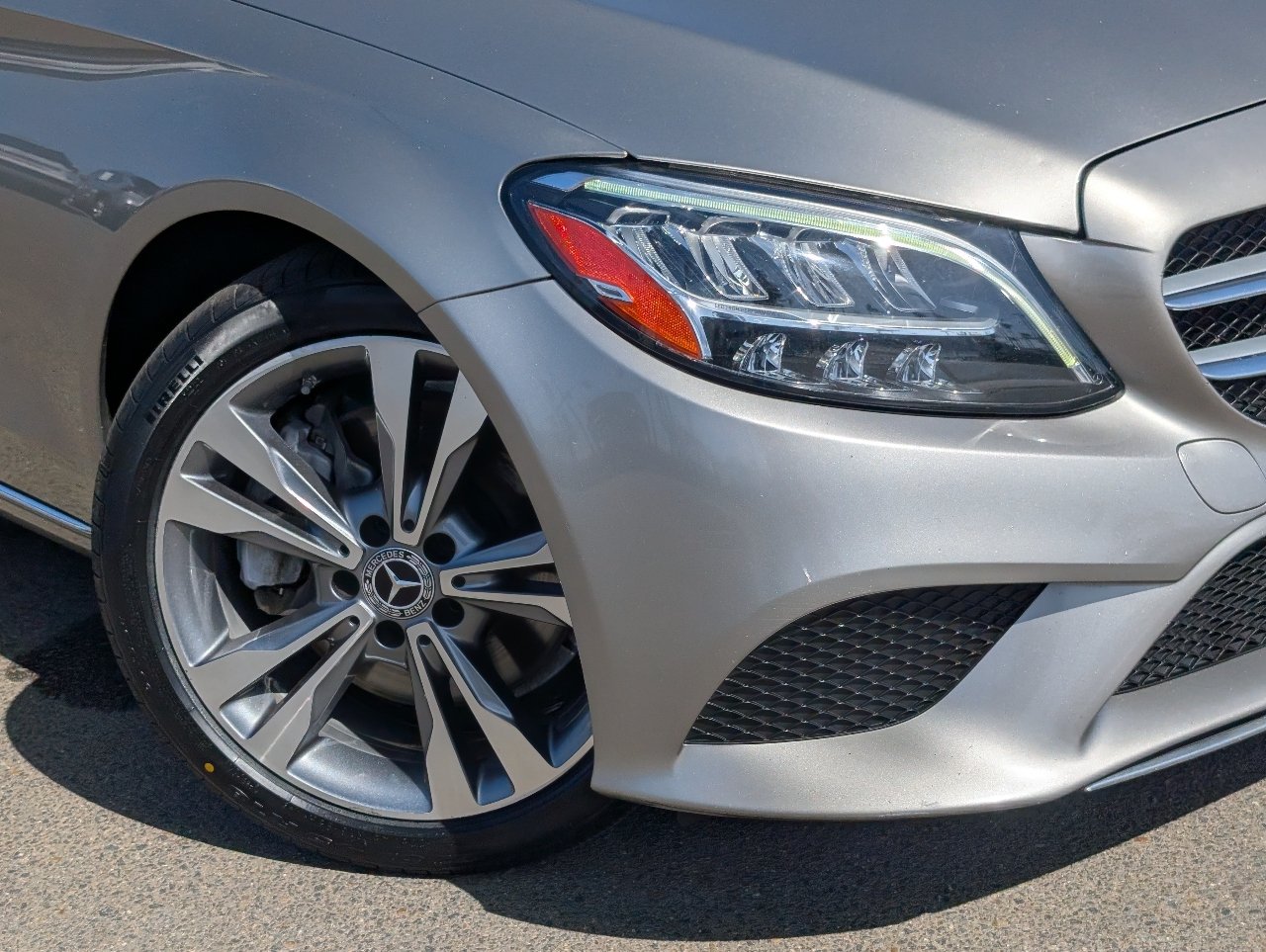 Used 2019 Mercedes-Benz C 300 Sedan w/ Premium Package image 10