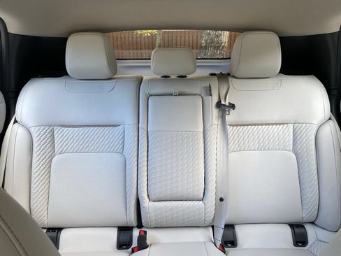 Used 2026 Nissan Leaf Platinum+ w/ Floor Mat Package (Platinum+) FWD image 20