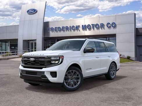 New 2027 Ford Expedition Platinum w/ Stealth Appearance Package AWD/4WD image 2