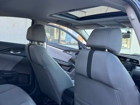 Used 2017 Honda Civic EX image 17