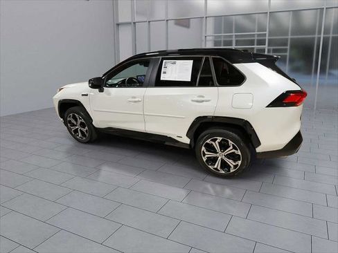 Certified 2022 Toyota RAV4 XSE image 6