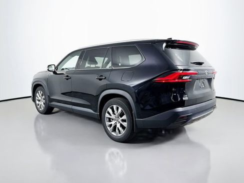Used 2024 Toyota Grand Highlander AWD image 4