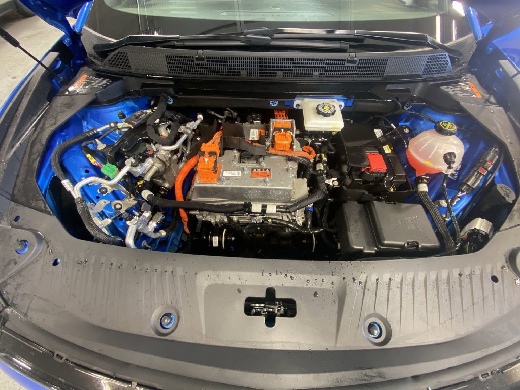 Certified 2024 Chevrolet Equinox EV LT AWD/4WD image 38