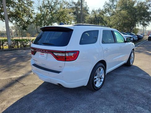 Used 2023 Dodge Durango GT image 2