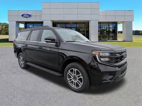 New 2025 Ford Expedition Max Active image 2