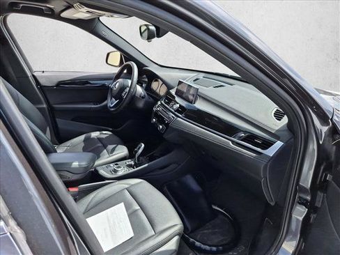 Used 2021 BMW X1 xDrive28i AWD/4WD image 12