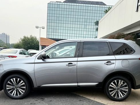 Used 2020 Mitsubishi Outlander ES FWD image 4
