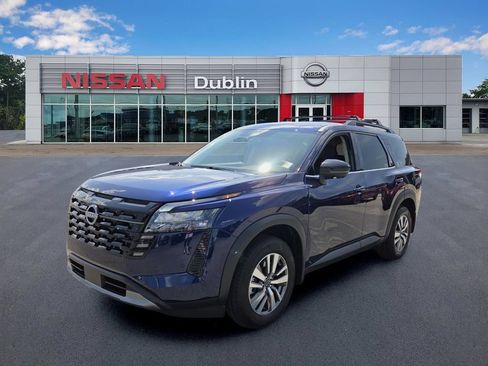 New 2026 Nissan Pathfinder SL FWD image 1